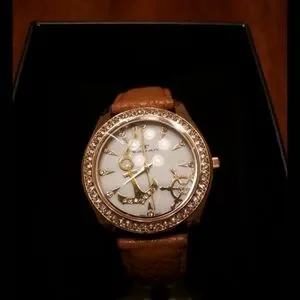Tavan | Accessories | Nautical Cruise Anchor Wheel Modern  display picture 1